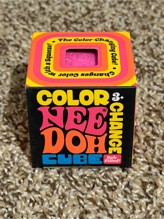 Schylling Other - Needoh Color Change CUBE  - pink